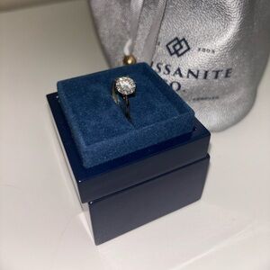 18k Yellow Gold Solitaire Ring